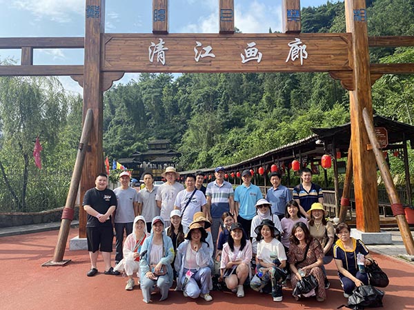 Eagle Power Machinery 2021 sretna turneja u Yichang u ljeto2